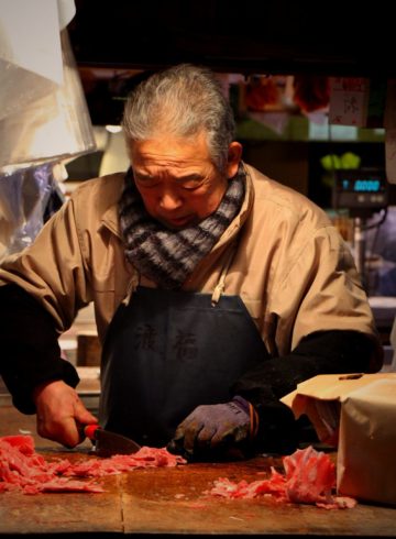 Tsukiji Fish Market Tokyo article